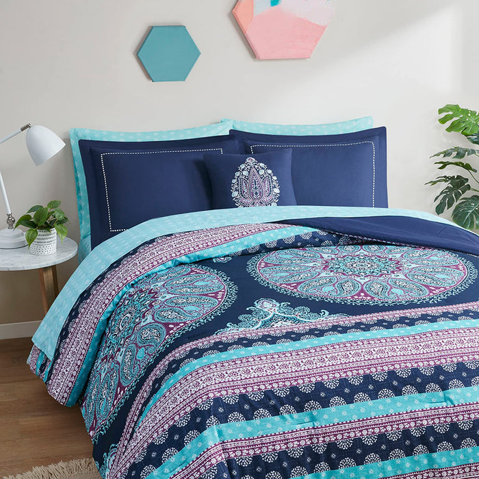 Bed-in-a-Bag Comforter Set