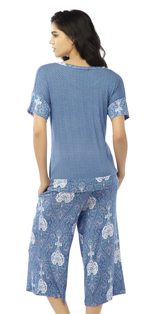Women's Bamboo Tops with Capri Pants Pajamas Set – Latuza